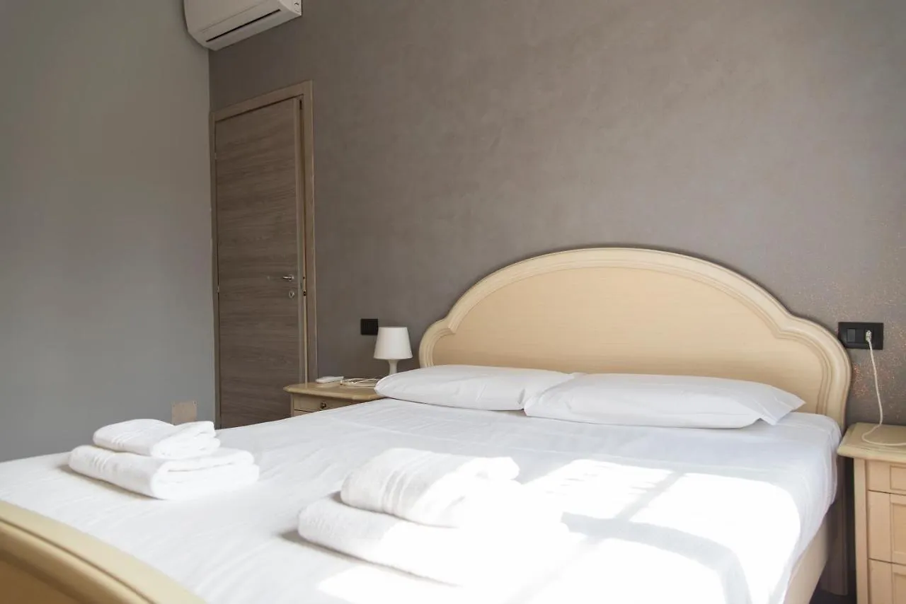Youhosty - Marche 31 A Milan Apartment